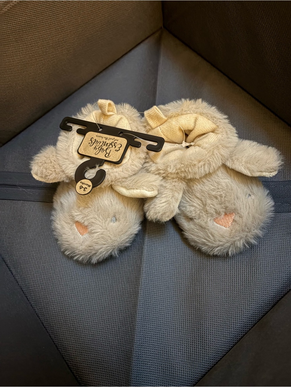 Infant bunny slippers